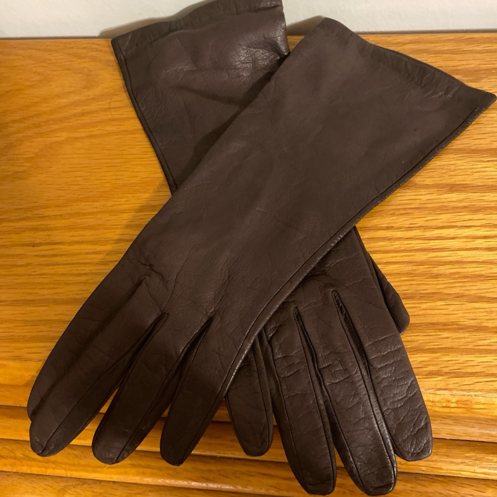 Vintage 1960’s Kay Fuchs 100% Silk Women’s Gloves Size 7.5